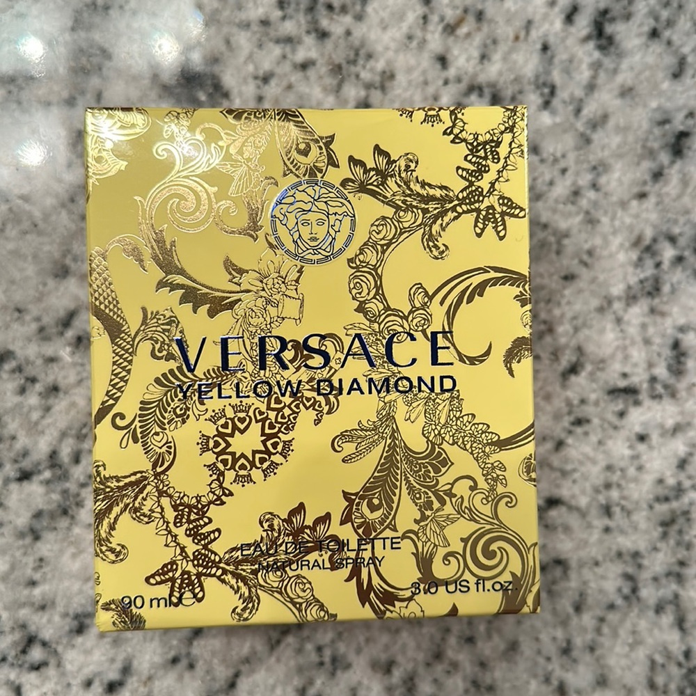 Versace Yellow Diamond